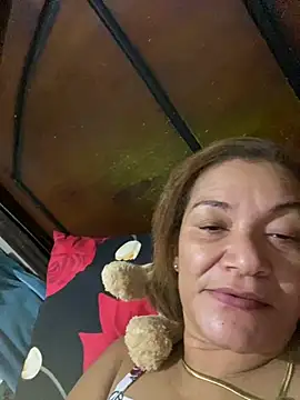 Snapshot of rosanna78322 chatting on 1, 7, 2026 rosanna78322 online show from 1, 7, 2026