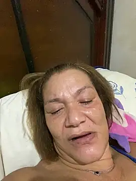 Snapshot of rosanna78322 chatting on 19, 6, 2026 rosanna78322 online show from 19, 6, 2026
