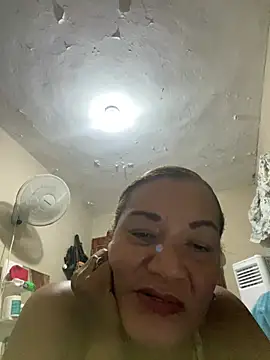 Snapshot of rosanna78322 chatting on 18, 7, 2026 rosanna78322 online show from 18, 7, 2026