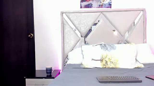Lucas cruz1 online show from 6, 6, 2026
