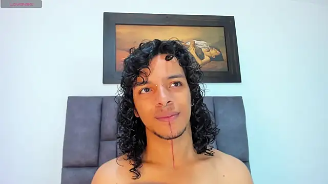 Lucas cruz1 online show from 24, 7, 2026
