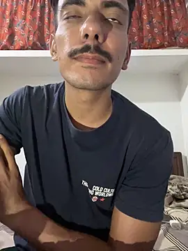 Snapshot of vipulreal chatting on 12, 6, 2026 vipulreal online show from 12, 6, 2026