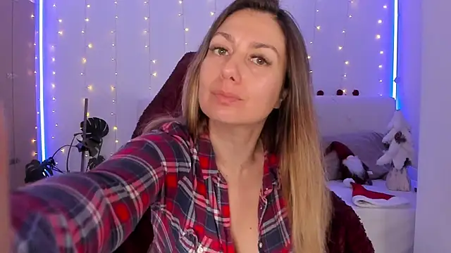 LindaWhite  online show from 5, 12, 2025