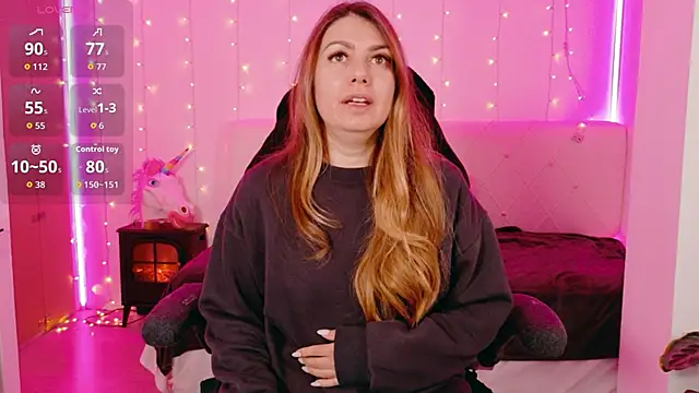 LindaWhite  online show from 13, 3, 2026