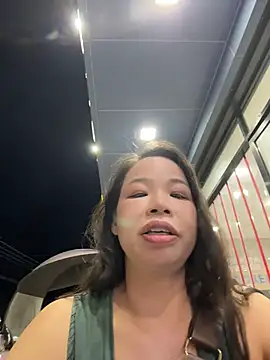 Snapshot of honghong_mother chatting on 15, 7, 2026 honghong mother online show from 15, 7, 2026