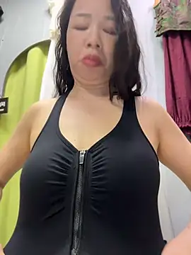 Snapshot of honghong_mother chatting on 25, 6, 2026 honghong mother online show from 25, 6, 2026