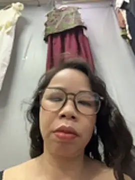 Snapshot of honghong_mother chatting on 2, 7, 2026 honghong mother online show from 2, 7, 2026