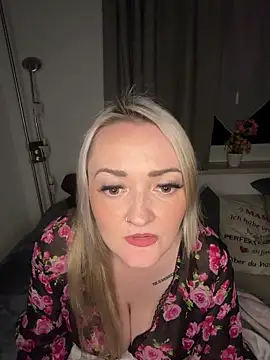 Snapshot of Alex-Blond chatting on 12, 6, 2026 Alex-Blond online show from 12, 6, 2026