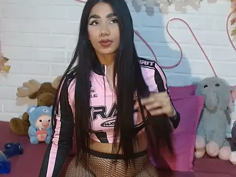 IreneSaez333 online show from 27, 6, 2026