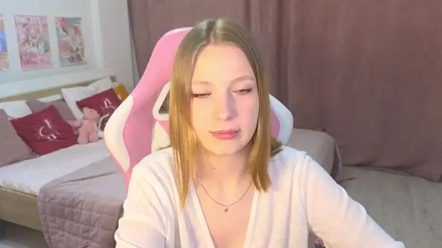 Snapshot of BeatriceLoven chatting on 19, 7, 2026 BeatriceLoven online show from 19, 7, 2026