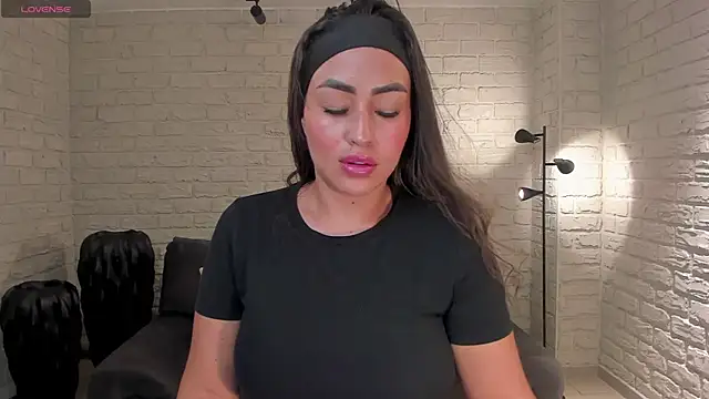 VictoriaBennetX online show from 14, 7, 2026