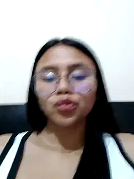 Snapshot of Sofielovee-01 chatting on 18, 7, 2026 Sofielovee-01 online show from 18, 7, 2026