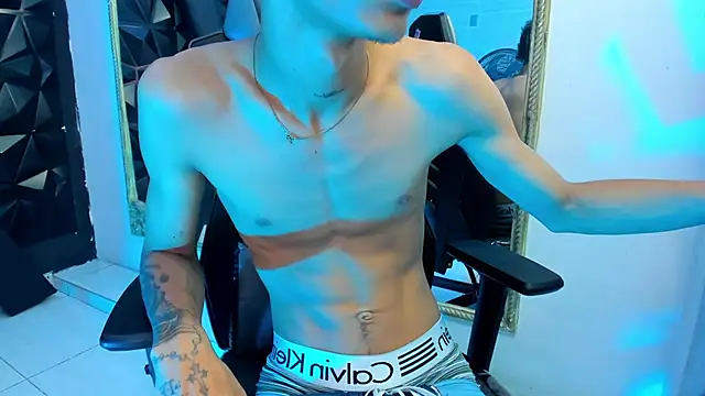 LucasJhonson  online show from 30, 5, 2026