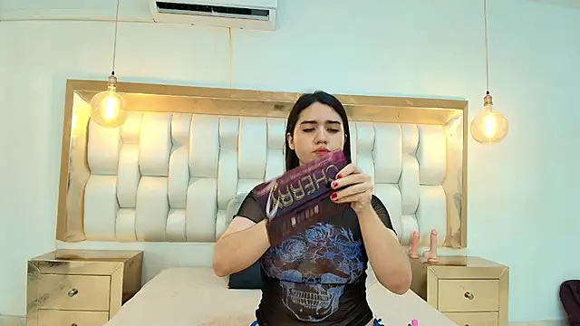 LizzyRaven online show from 27, 6, 2026