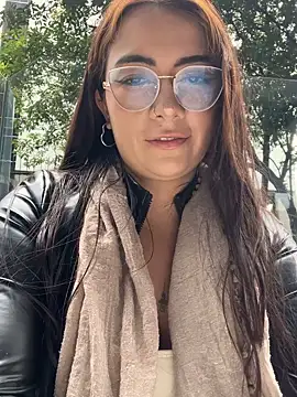 arilynn  online show from 10, 6, 2026