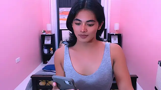 Snapshot of MiamoreAmara69 chatting on 17, 6, 2026 MiamoreAmara69 online show from 17, 6, 2026
