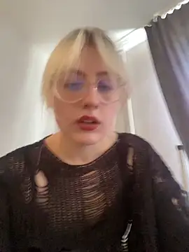 Snapshot of xp_blondie chatting on 3, 6, 2026 xp blondie online show from 3, 6, 2026