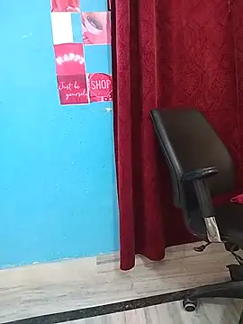 Naughty Kiara  online show from 18, 6, 2026