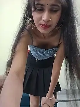 Naughty Kiara  online show from 6, 7, 2026