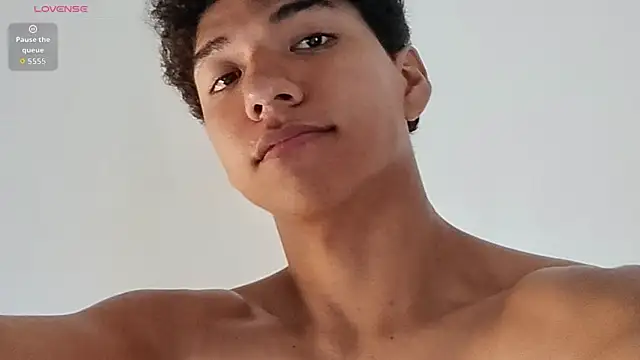 Maximiliano Young online show from 10, 7, 2026