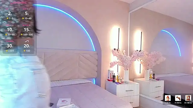 Snapshot of savina_ricci chatting on 1, 7, 2026 savina ricci online show from 1, 7, 2026