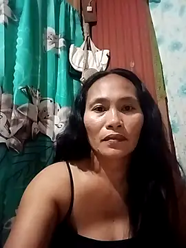 Snapshot of Queenslay chatting on 11, 7, 2026 Queenslay online show from 11, 7, 2026