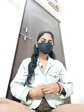 Snapshot of savita97567 chatting on 10, 6, 2026 savita97567 online show from 10, 6, 2026