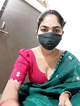 Snapshot of savita97567 chatting on 4, 7, 2026 savita97567 online show from 4, 7, 2026