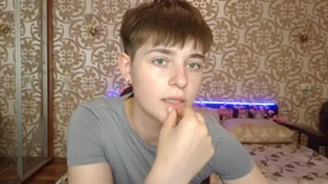 EmyHills online show from 26, 7, 2026