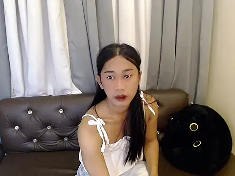 kyla pretty online show from 10, 7, 2026