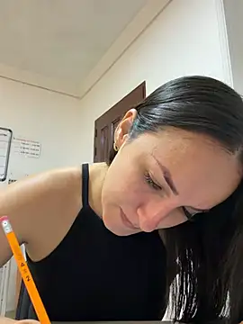 Snapshot of sally_azmani chatting on 18, 6, 2026 sally azmani online show from 18, 6, 2026