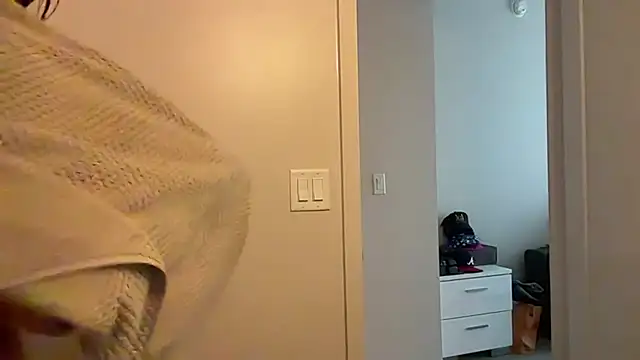 allyanalangell online show from 7, 7, 2026