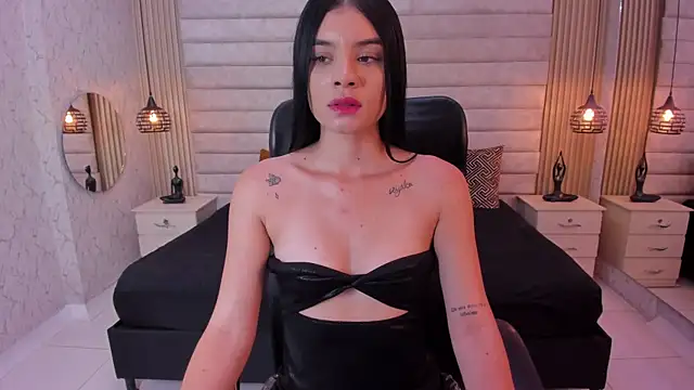 Cloe Monroee  online show from 14, 7, 2026