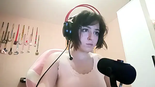 bunnyhoneylovehands online show from 17, 6, 2026