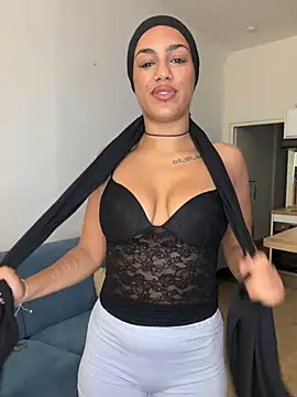 Snapshot of nadiabnssd chatting on 25, 7, 2026 nadiabnssd online show from 25, 7, 2026