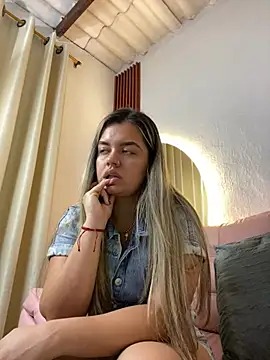 azulskyer online show from 4, 7, 2026