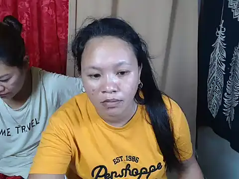urpretty hotmama online show from 9, 6, 2026