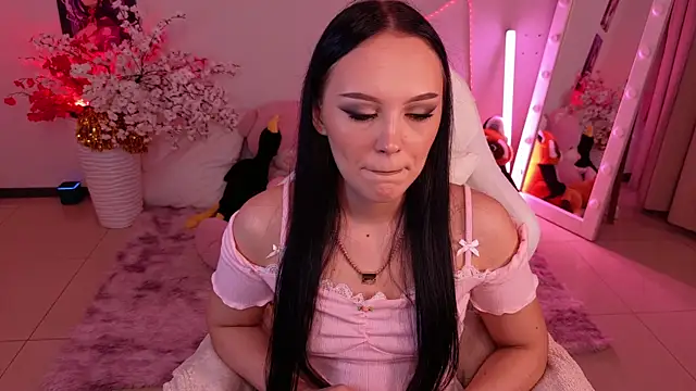 Snapshot of Cassadyy chatting on 25, 6, 2026 Cassadyy online show from 25, 6, 2026