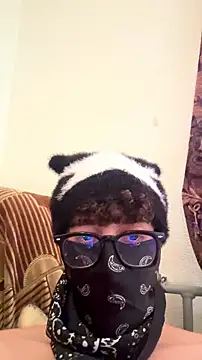 Snapshot of Hz1Tr chatting on 16, 7, 2026 Hz1Tr online show from 16, 7, 2026