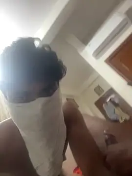 Hottie Guy hyd3 online show from 14, 6, 2026