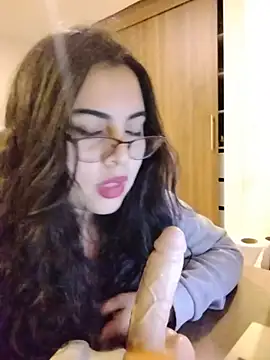 Roxxy Sade online show from 15, 6, 2026