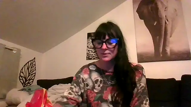 sexujuly88 online show from 12, 4, 2026