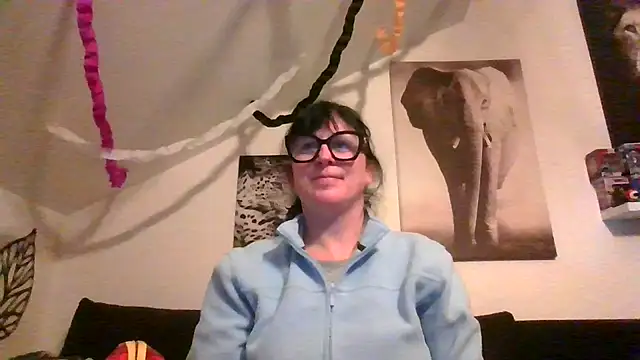 sexujuly88 online show from 23, 4, 2026