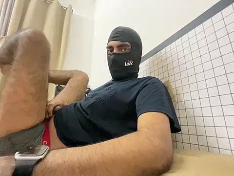 manofyourdream1 online show from 17, 7, 2026