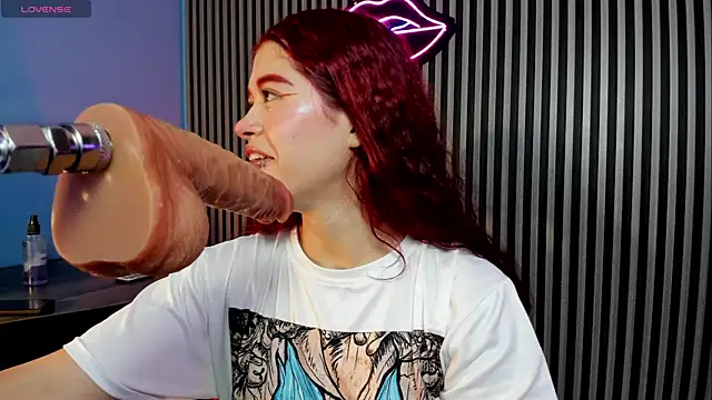 Snapshot of Valka_teen1 chatting on 4, 7, 2026 Valka teen1 online show from 4, 7, 2026