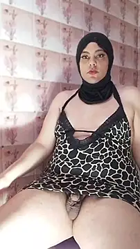 LenaQPeach online show from 5, 7, 2026