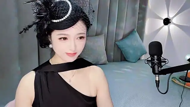 Momo-Wow online show from 25, 6, 2026