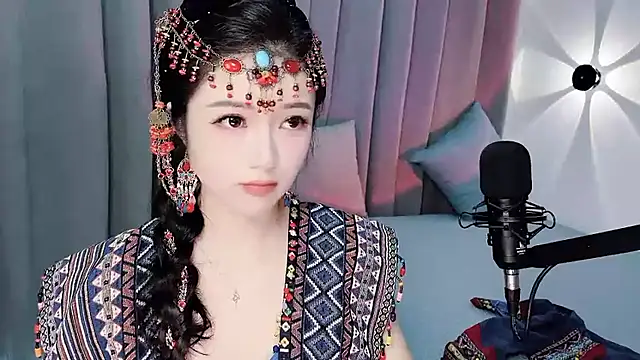 Momo-Wow online show from 5, 7, 2026