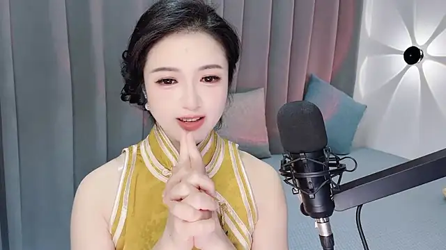 Momo-Wow online show from 14, 6, 2026