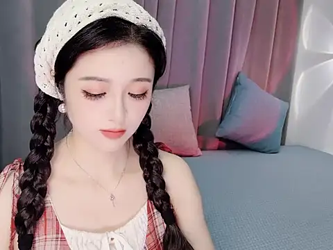 Momo-Wow online show from 4, 6, 2026